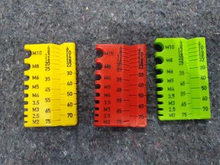 5 ORGANIZADORES DE TORNILLOS Y TUERCAS