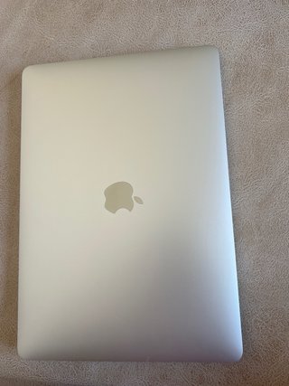 MacBook Air Apple Plata. Está nuevo