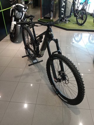 Bicicleta Eléctrica Whistle AXR C8.6