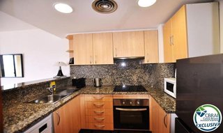Piso en venta en Salatar en Roses