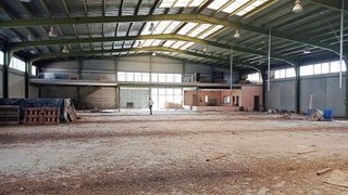 Nave industrial en venta en Jumilla