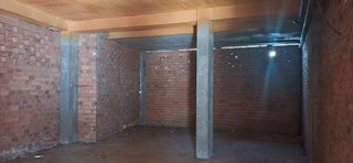 Local comercial en alquiler en Zona de Plaza de Barcelos en Pontevedra