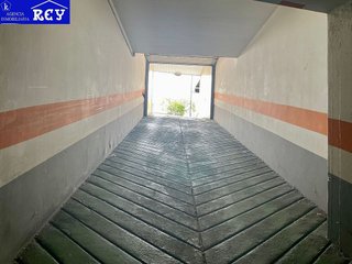 Garaje en alquiler en Ensanche - Sar en Santiago de Compostela