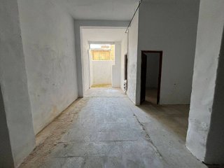 Local comercial en venta en Carrús Est - Camí dels Magros en Elche