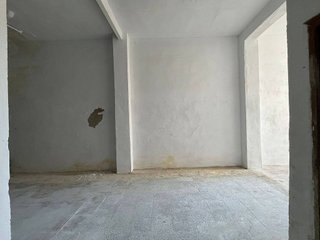 Local comercial en venta en Carrús Est - Camí dels Magros en Elche
