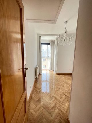 Piso en alquiler en Costillares en Madrid