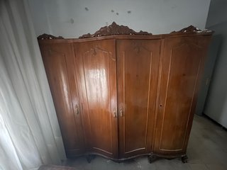 REGALO ARMARIO ANTIGUO.