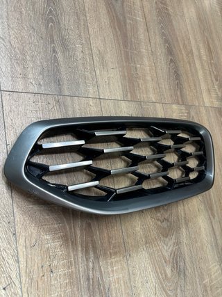 Parrilla Delantera BMW Serie 1