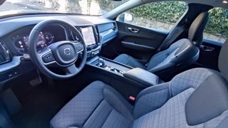 Volvo XC60 2022 Hibrido 18,8Kw 80km Autonomía EV