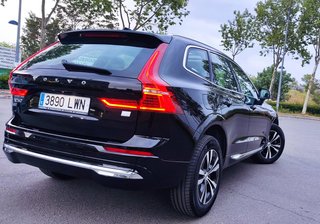 Volvo XC60 2022 Hibrido 18,8Kw 80km Autonomía EV