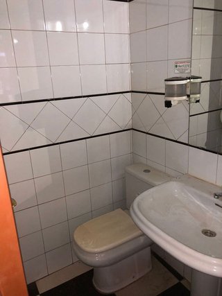 Local comercial en alquiler en El Coto en Gijón