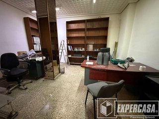 Local comercial en alquiler en Zona Centro en Xirivella