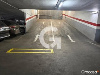 Garaje en venta en Centre en Hospitalet de Llobregat, L´