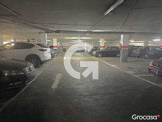 Garaje en venta en Centre en Hospitalet de Llobregat, L´