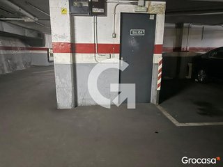 Garaje en venta en Centre en Hospitalet de Llobregat, L´