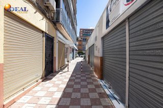 Local comercial en venta en Polígono Cartuja – La Paz en Granada