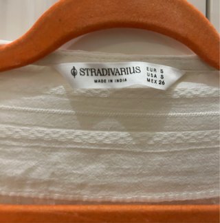 Blusa Stradivarius Beige Encaje