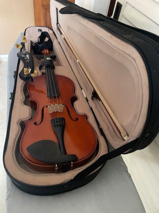 Violín con funda y arco
