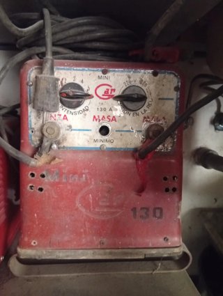 Soldadora Mini 130A 220/380V