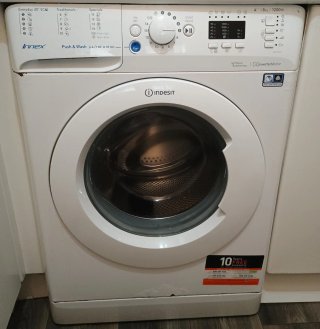 Lavadora Indesit 8kg A+++ PRECIO NO NEGOCIABLE.