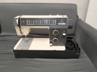Máquina de coser Sigma 2002