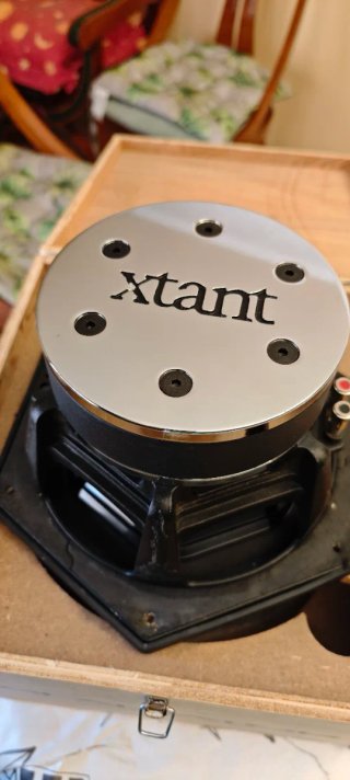 Subwoofer Xtant 104