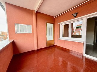 Ático en alquiler en Adelfas en Madrid