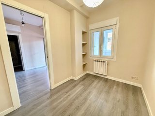 Ático en alquiler en Adelfas en Madrid