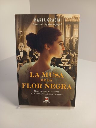 La musa de la flor negra: La autora revelación ...