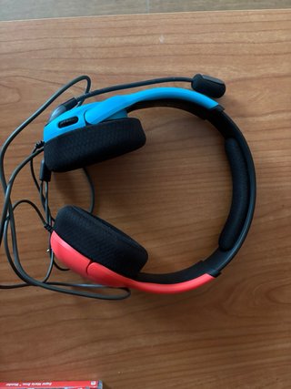 Nintendo Switch + 5 Giochi + Accessori