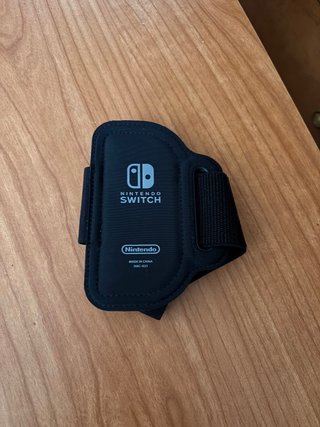 Nintendo Switch + 5 Giochi + Accessori