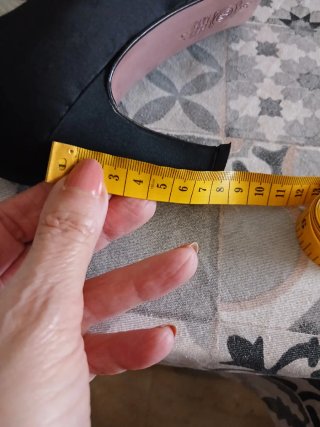 Zapatos de tacón negros para traje