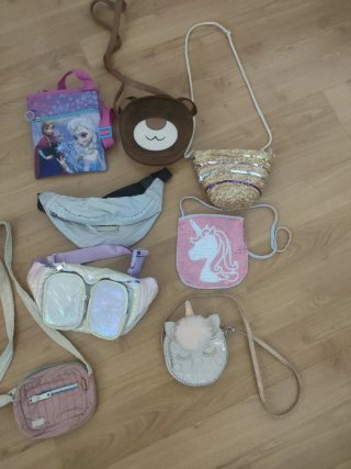 Lote 7 bolsos niña
