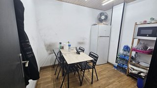 Local comercial en venta en Can Clota en Esplugues de Llobregat