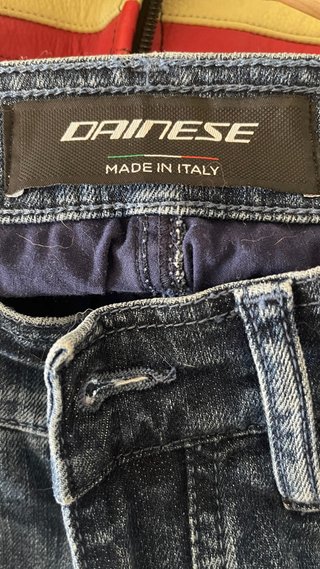 Vaqueros para moto Dainese