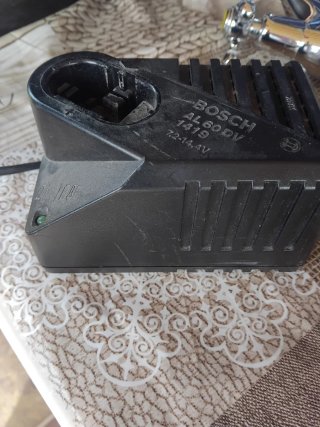 Cargador Bosch 72-14,4V
