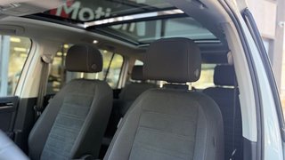 Volkswagen Touran 2.0 TDI R-Line DSG  7 Plazas-Techo Panorámico