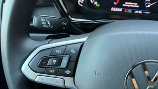 Volkswagen Touran 2.0 TDI R-Line DSG  7 Plazas-Techo Panorámico