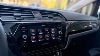 Volkswagen Touran 2.0 TDI R-Line DSG  7 Plazas-Techo Panorámico