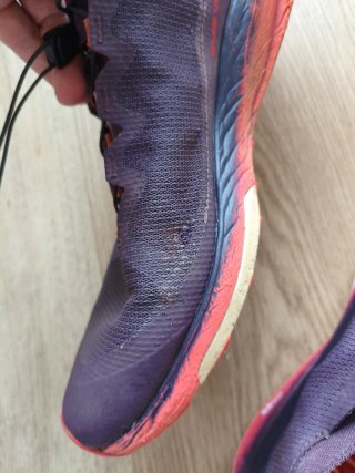 Zapatillas Salomon y New Balance Morado/Rojo