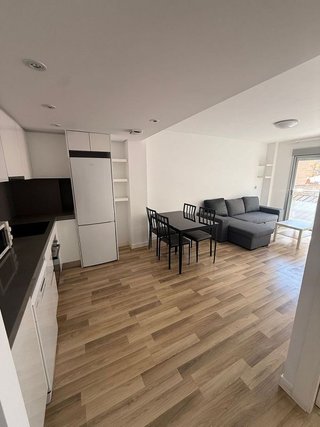 Piso en alquiler en Carolinas Bajas en Alicante