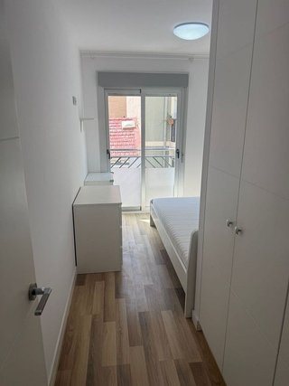 Piso en alquiler en Carolinas Bajas en Alicante