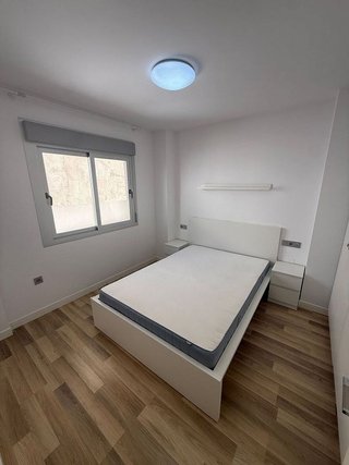 Piso en alquiler en Carolinas Bajas en Alicante