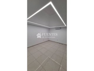 Local comercial en alquiler en Pla de Bon Repós en Alicante