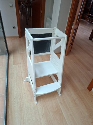 Torre de aprendizaje infantil