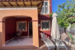 Casa pareada en alquiler en La Siesta - El Salado - Torreta en Torrevieja