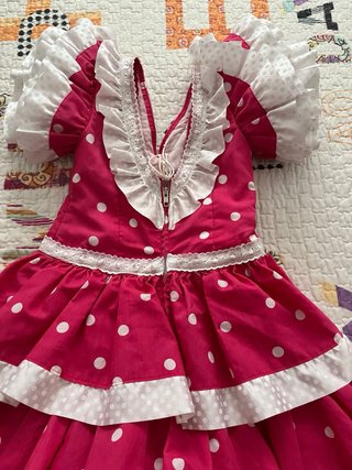 Vestido de sevillanas rosa lunares