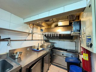 Local comercial en venta en Puerta del Ángel en Madrid