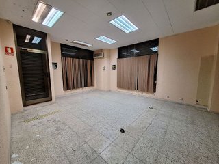 Local comercial en venta en Martorell