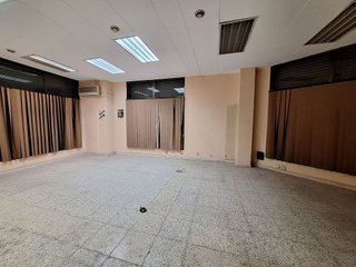 Local comercial en venta en Martorell